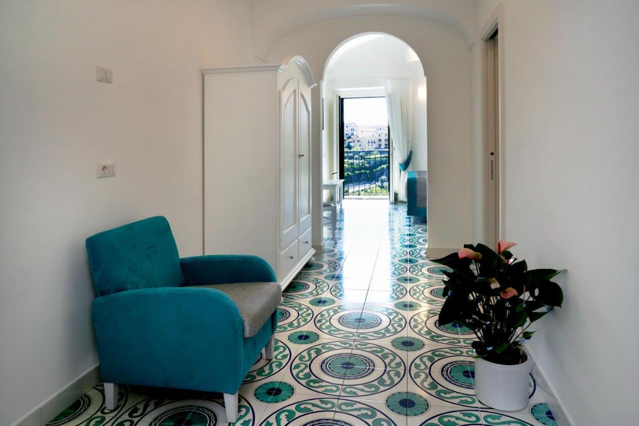 Suites In The Amalfi Coast - Guesthouse With Terrace Near Amalfi - Breathtaking View Of Ravello スカラ エクステリア 写真