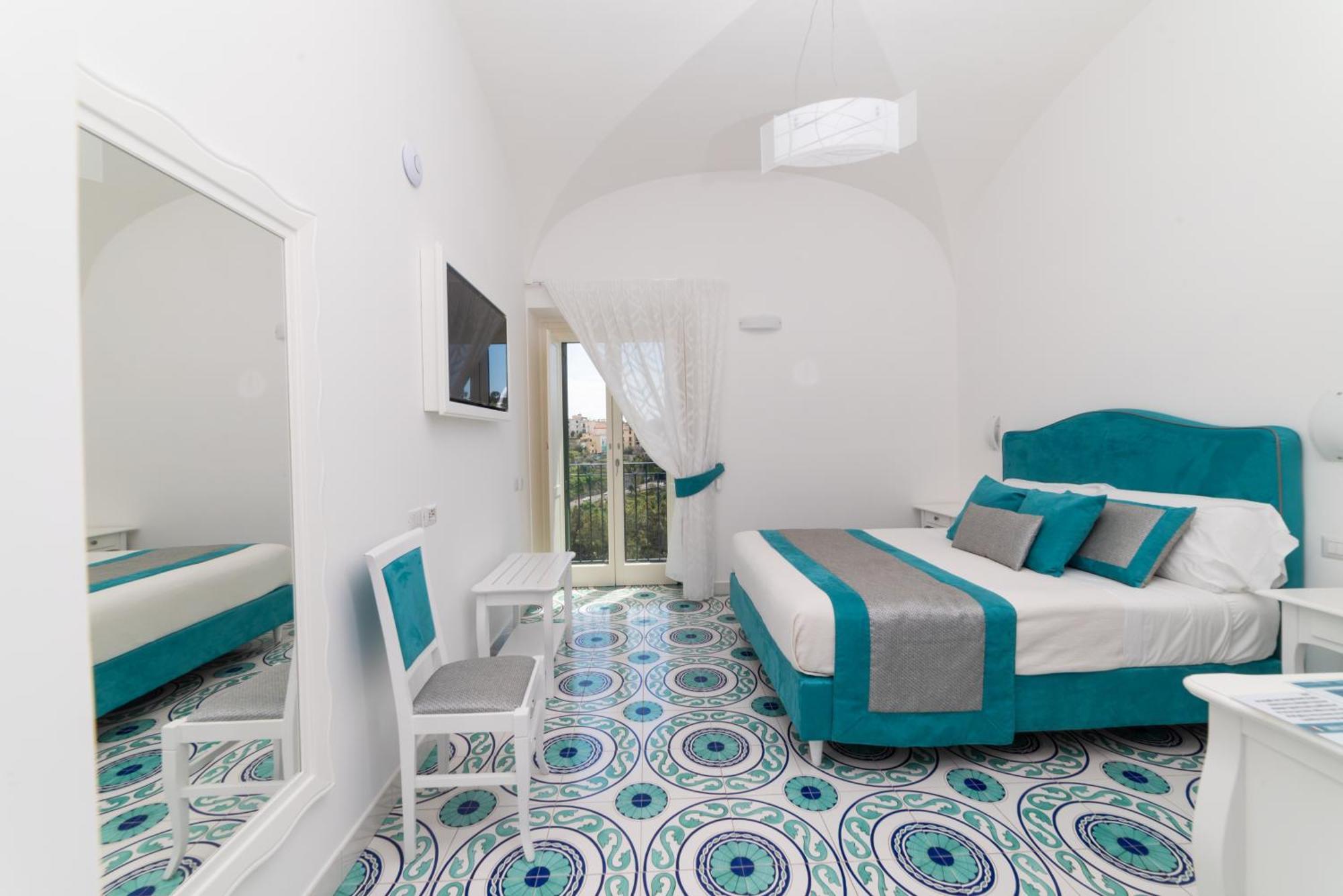 Suites In The Amalfi Coast - Guesthouse With Terrace Near Amalfi - Breathtaking View Of Ravello スカラ エクステリア 写真
